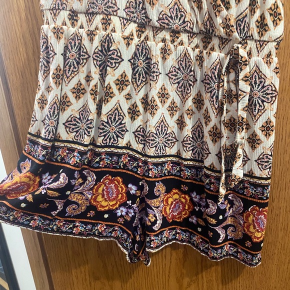 Summer romper - Picture 2 of 8